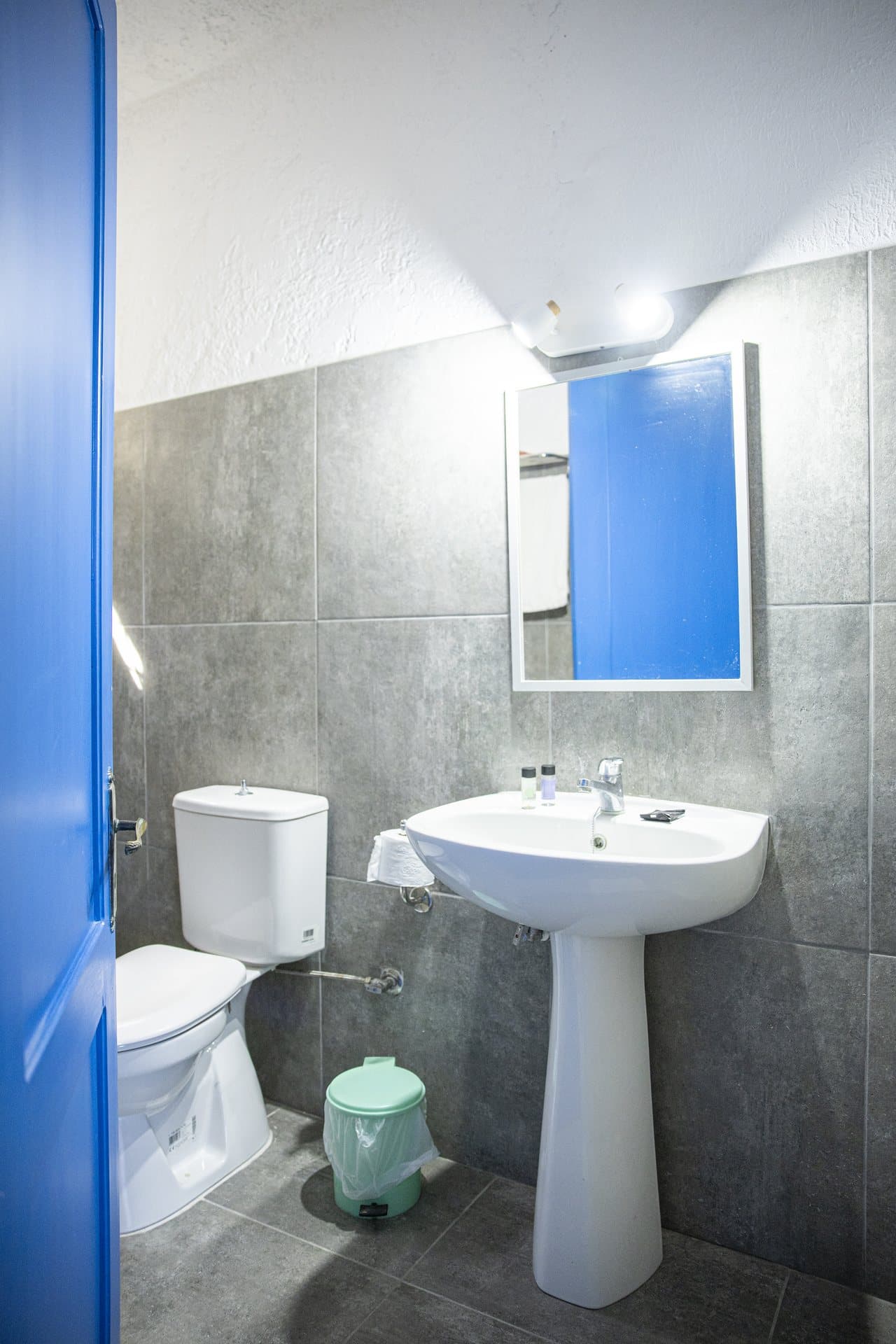 Studio 27 — Bathroom · Ibiscus Kalymnos, Massouri