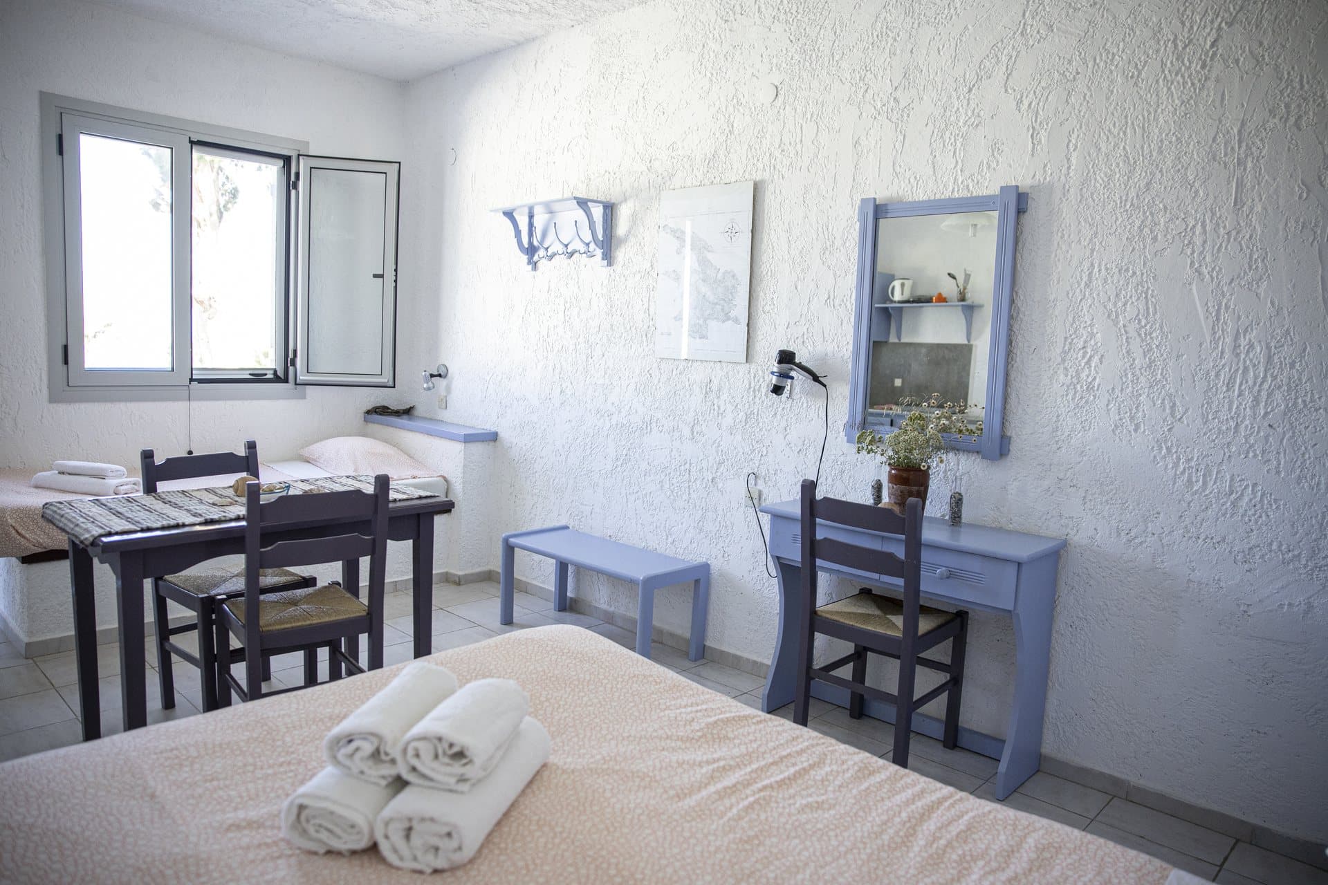 Studio 28 — Sleeping · Ibiscus Kalymnos, Massouri