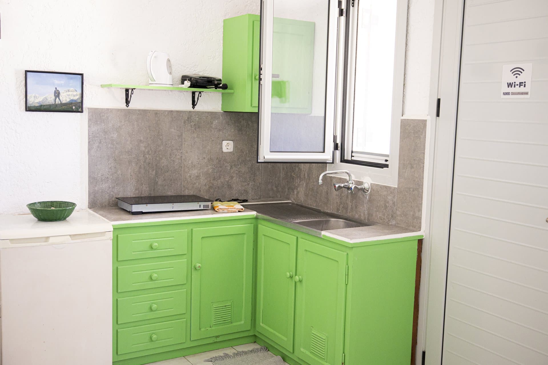 Studio 29 — Kitchen · Ibiscus Kalymnos, Massouri